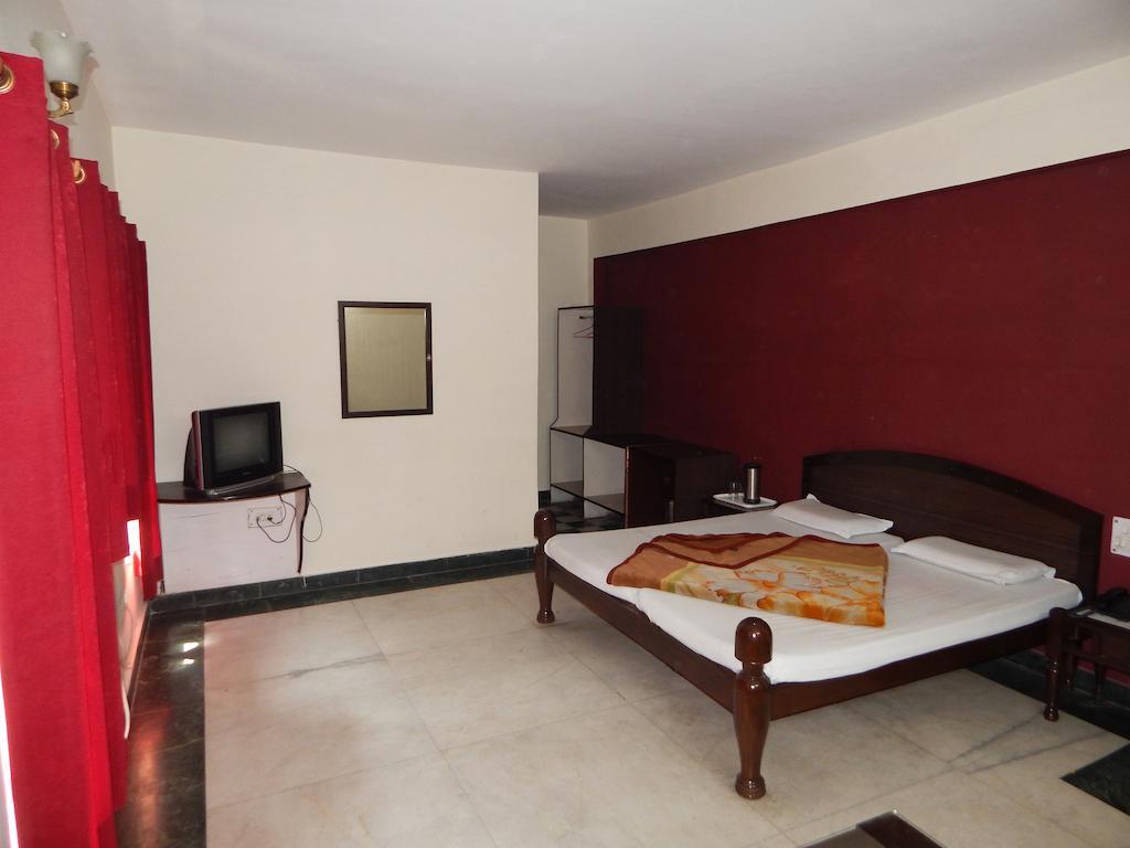 Hotel Chitra Heritage Haridwār Zewnętrze zdjęcie